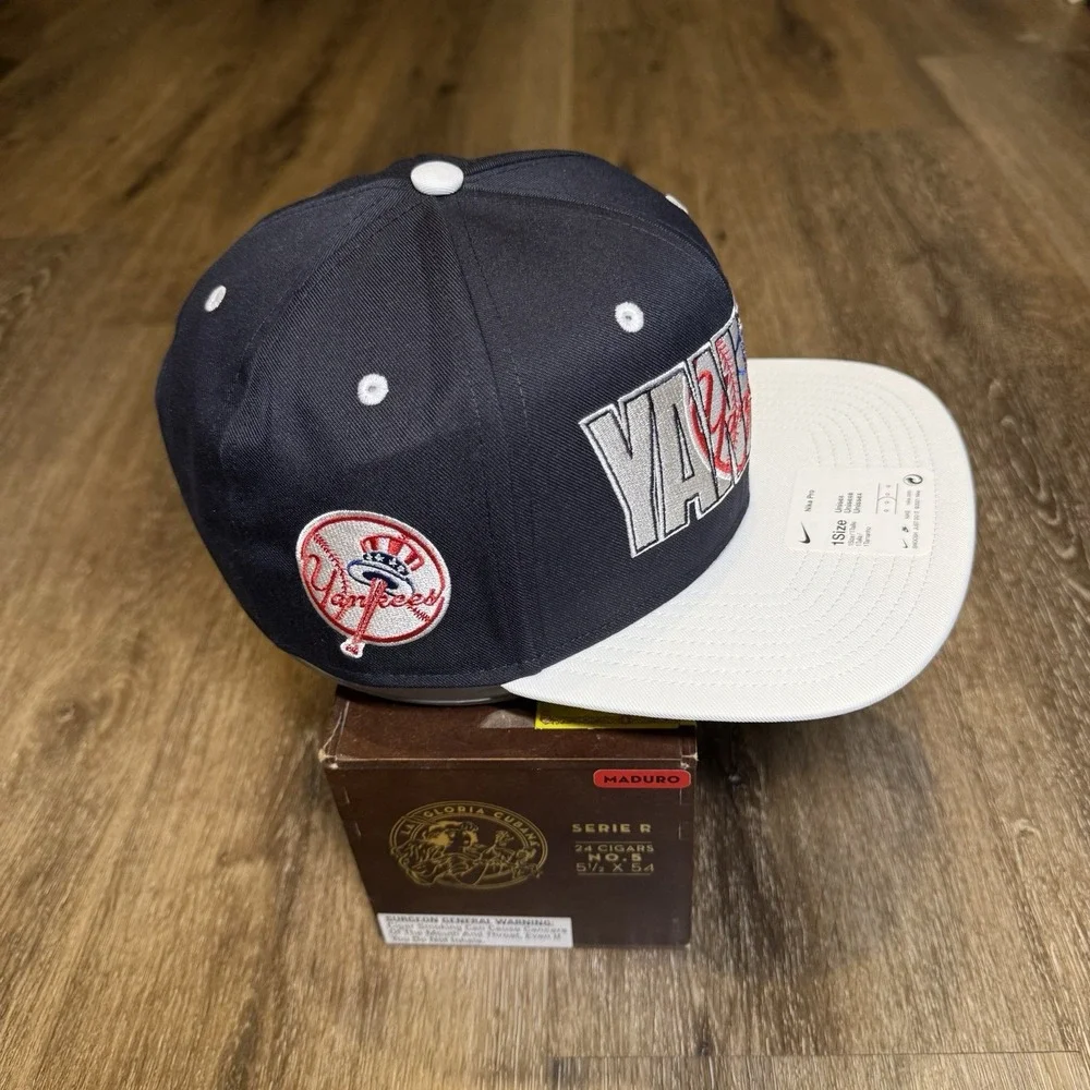 Nike New York‎ Yankees Hat Mens OS Navy Blue White Spellout Pro Snapback MLB Cap